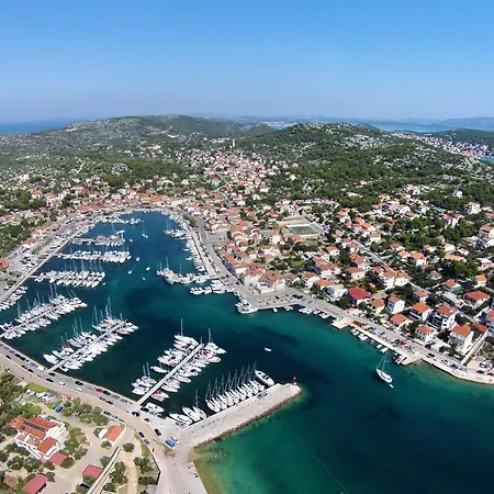 アパート 5057f *