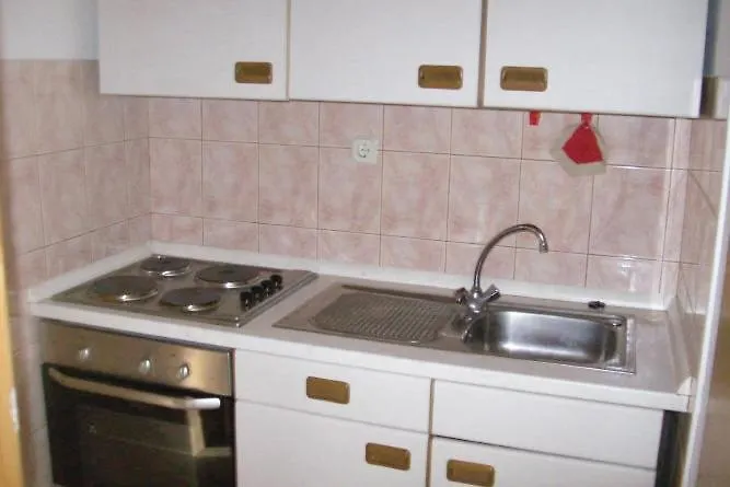 5057f * イェゼラ